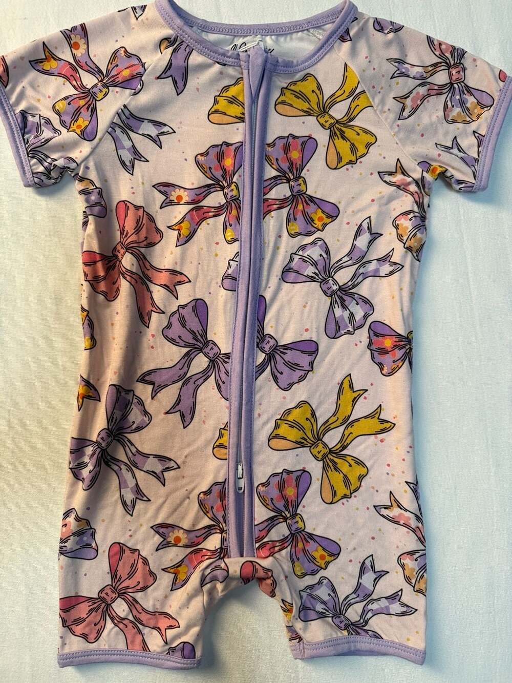 NWT 12-18M Bamboo Baby Romper Bow Print Short Sleeve Zip One Piece Pajamas